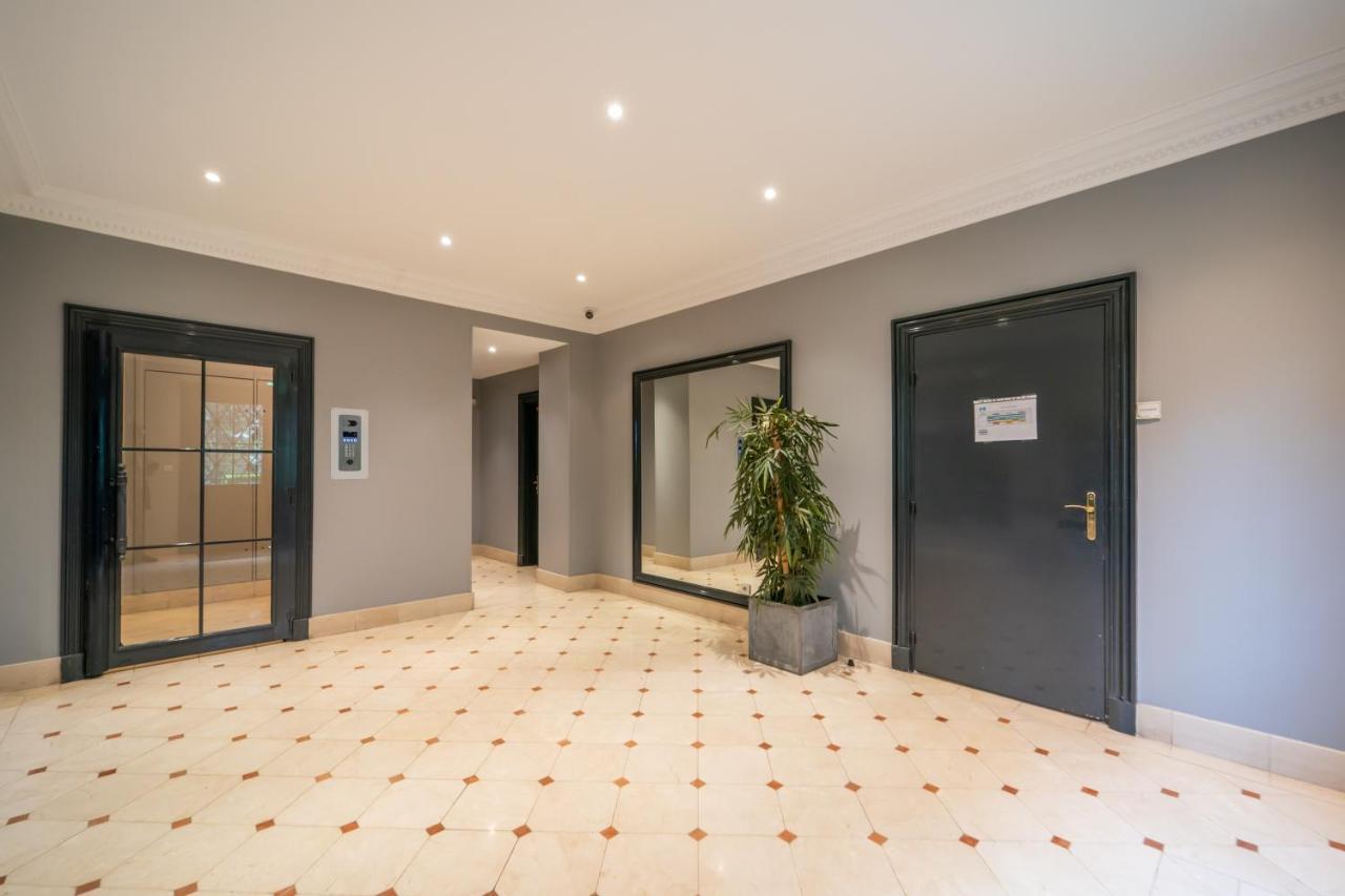 Havre De Paix - Appt Avec Terrasse Lägenhet Courbevoie Exteriör bild